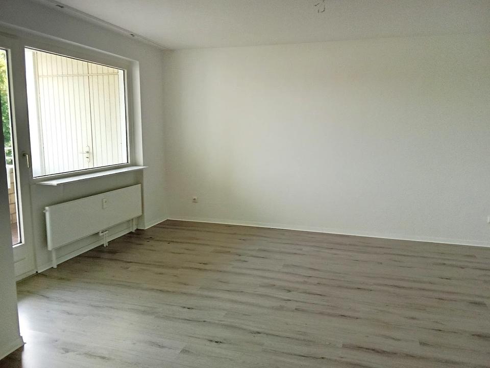 Thumbnail-WBS erforderlich, 3 Zimmer Wohnung mit Balkon in Neumühl zu vermieten