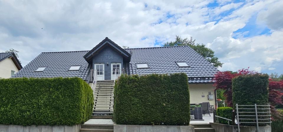 Thumbnail-3 Zi. Luxuswohnung plus großer Holzempore & Loggia in Wiedenest