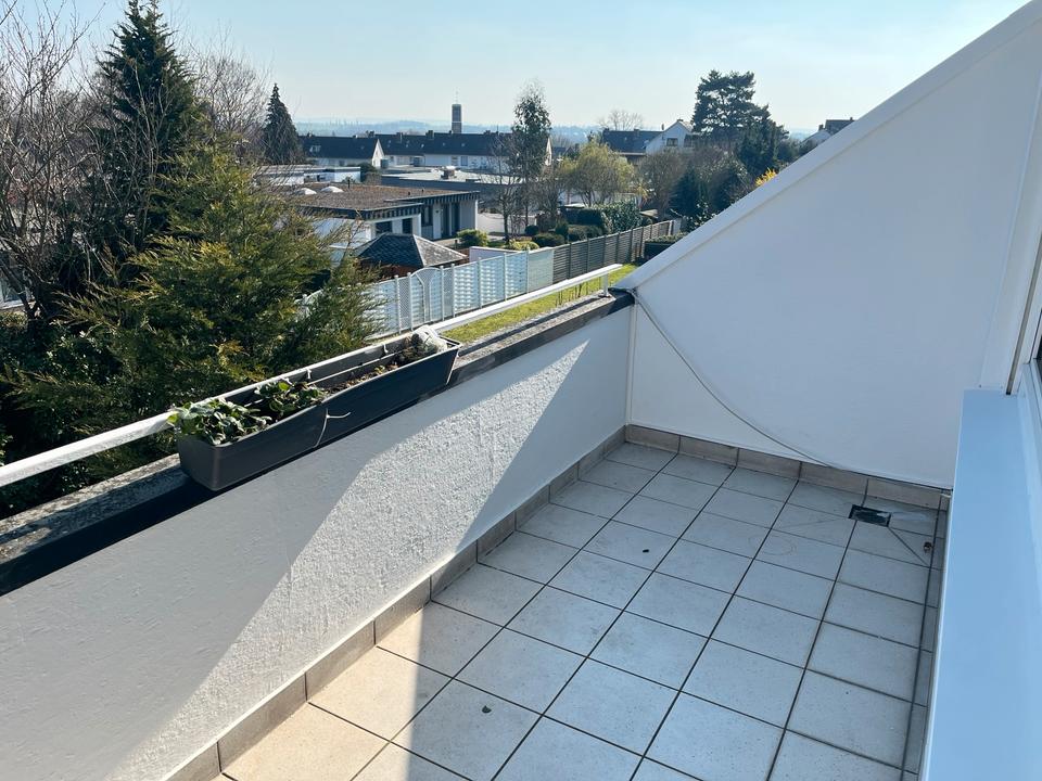 Thumbnail-Riesengroße Wohnung (6 ZKB) Nähe Stiftberg zu vermieten