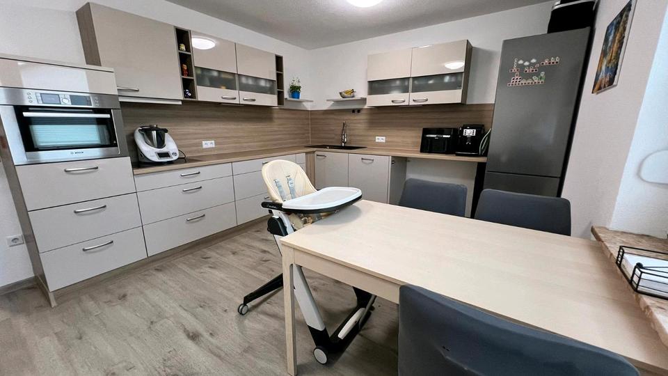 Thumbnail-Großzügige 110 Quadratmeter, 4 Zimmer Wohnung zu vermieten