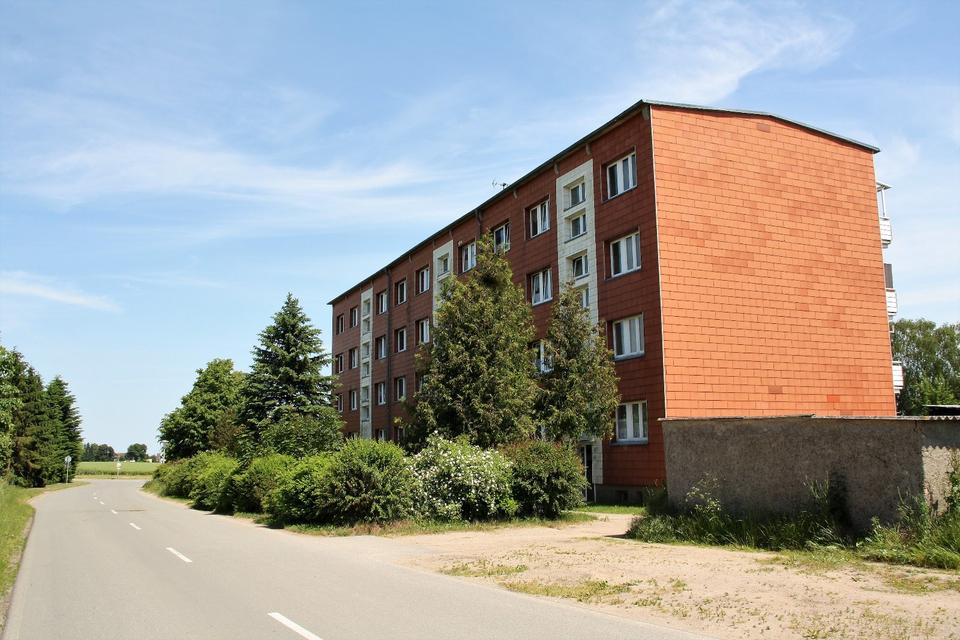 Thumbnail-2x Bad, 110qm , 6 Zimmer , ländlich gelegen im Günen, nähe Demmin