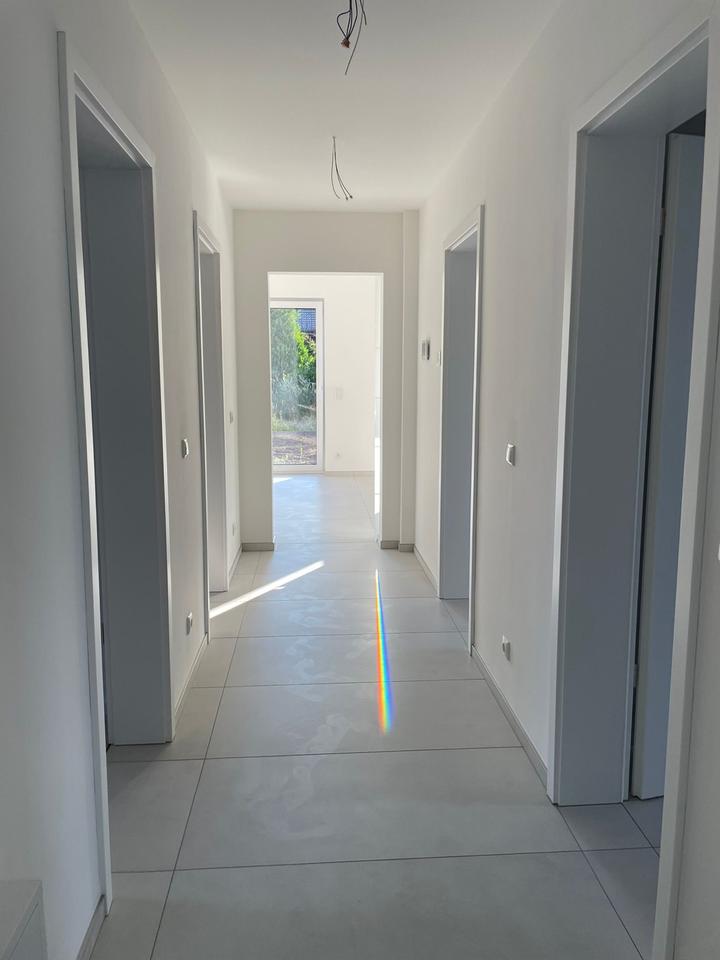 Thumbnail-4 Zimmer Neubauwohnung mit Garage und Einbauküche in Groß Hehlen