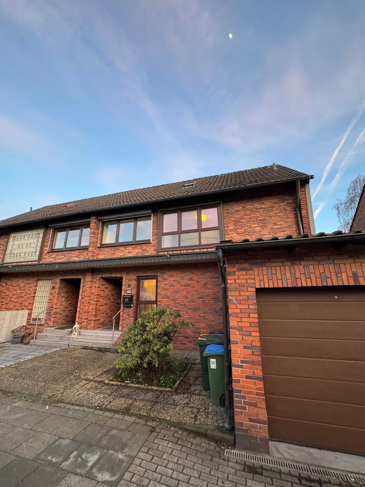 Thumbnail-Sanierte Doppelhaushälfte mit Garten u. Garage in Schmachtendorf