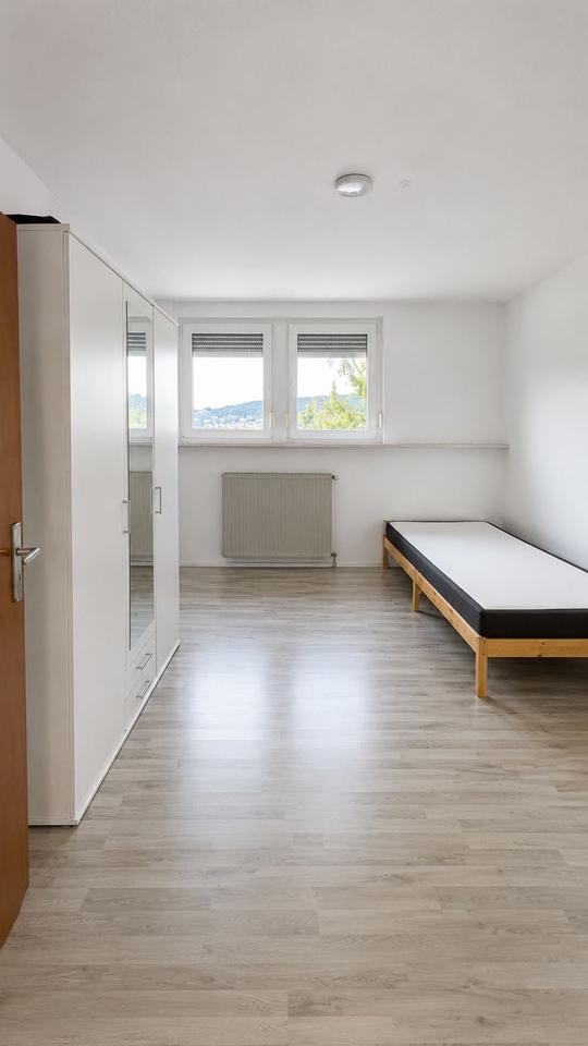 Thumbnail-4-Zimmer Wohnung 90 qm zu vermieten