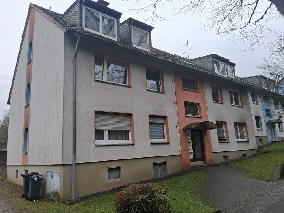 Thumbnail-2 Zimmer Dachgeschoswohnung in 6 Fam. Haus