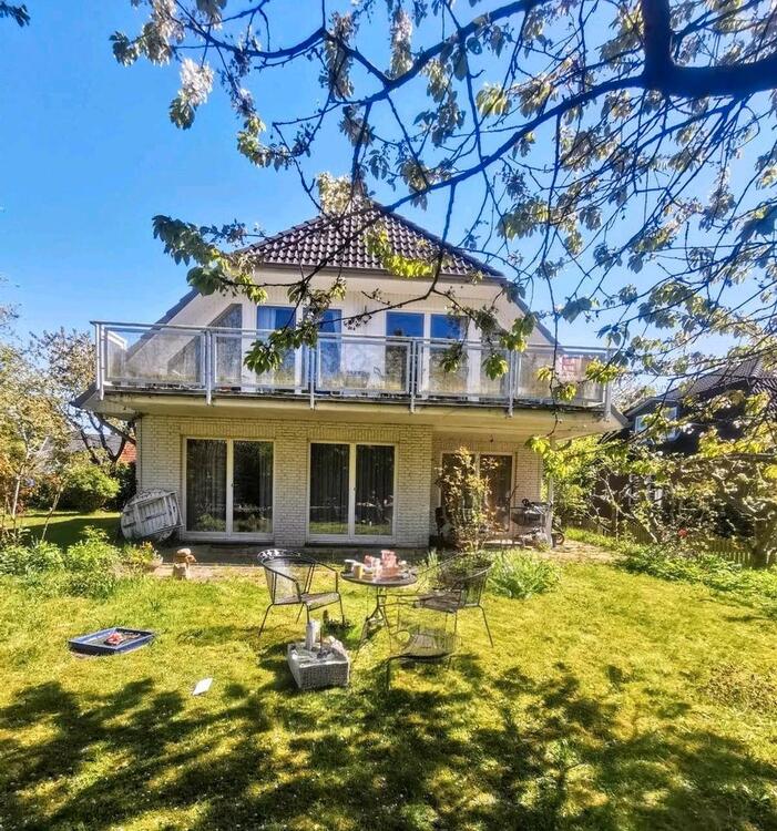 Thumbnail-Dachgeschosswohnung in Hamburg Sasel