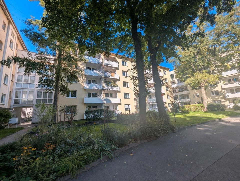 Thumbnail-3 ZKB München Schwabing Luitpoldpark ca 67 qm Balkon Keller