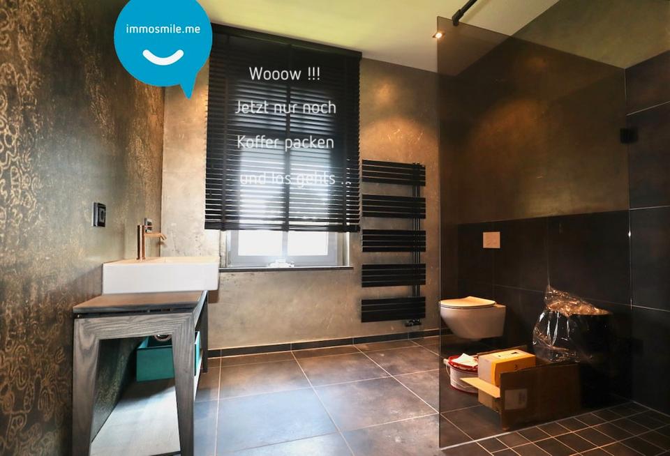 Thumbnail-1 Zimmer • Luxus • möbliert • am Wasserschloss • mit Balkon • direkt mieten und einziehen !!!