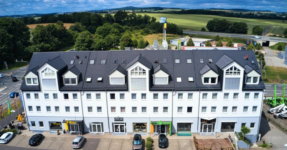 Thumbnail-LINDENPARK - Gemeinschaftsbüro - Büro mit 12 m² + Gemeinschaftsfläche in Top-Lage - provisionsfrei -