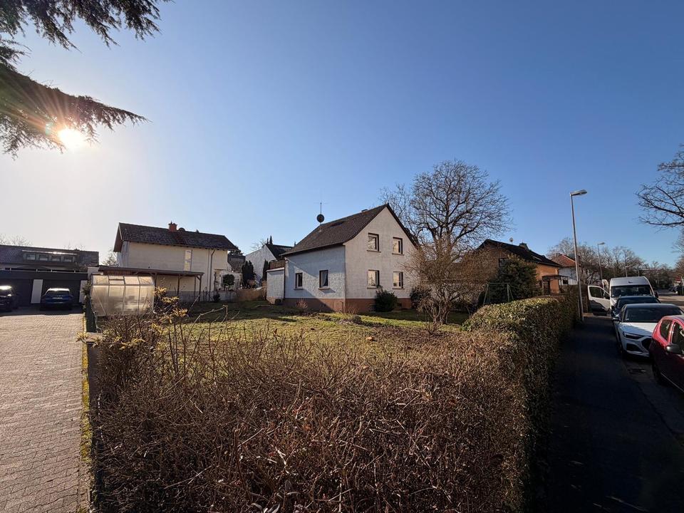 Thumbnail-Einfamilienhaus mit großem Garten – Befristete Vermietung