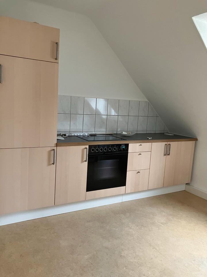 Thumbnail-3 Zimmer Einbauküche Duschbad Holzboden