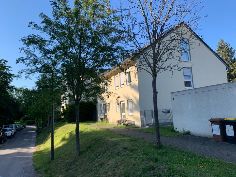 Thumbnail-Doppelhaushälfte zu vermieten