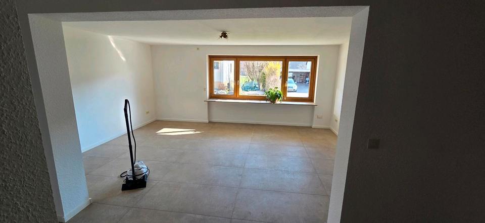 Thumbnail-4 Zimmer Wohnung