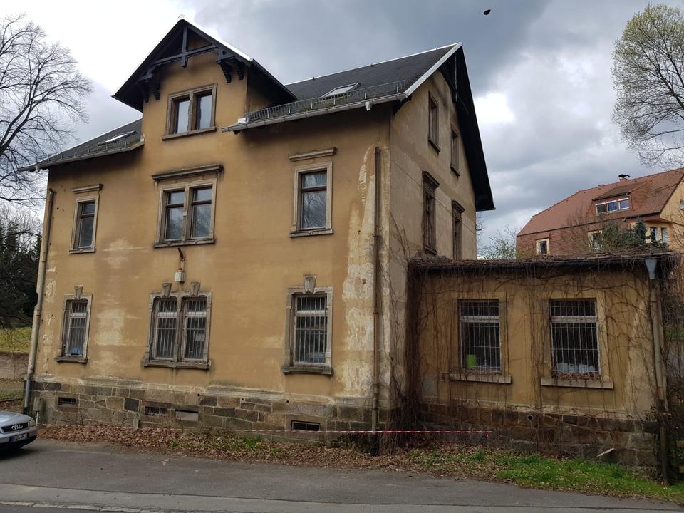 Thumbnail-Haus zu verkaufen Sanierungsobjekt großes Grundstück 1500qm