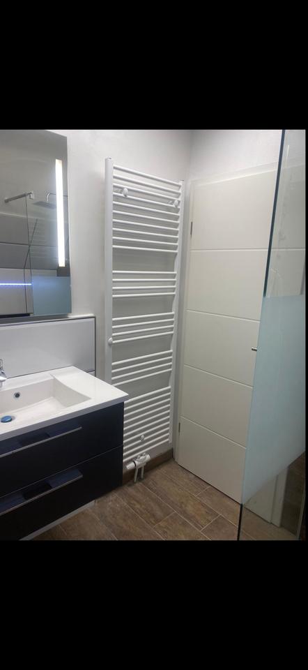 Thumbnail-2ZKB Im Dachgeschoss in VK ZU VERMIETEN