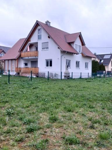 Thumbnail-Neuwertige 3-Zimmer Erdgeschosswohnung mit Garten in Fischach