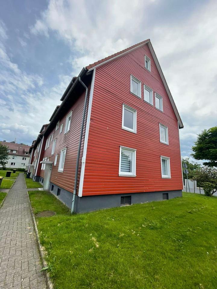 Thumbnail-Am Schlagbaum 25 - schöne 4 ZKB Wohnung im 1.OG *ab sofort* zu vermieten