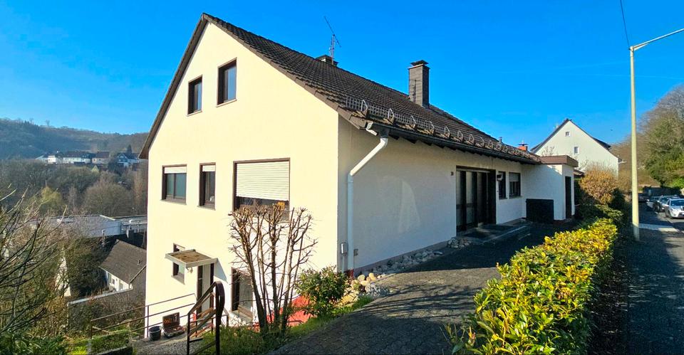 Thumbnail-85qm 4 ZKB Wohnung renoviert in Siegen Geisweid frei ab 01.05.26