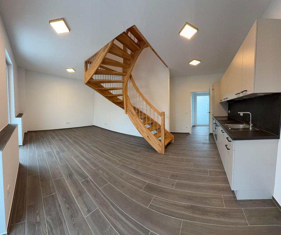 Thumbnail-Erstbezug - 4-Zimmer-Wohnung mit Balkon