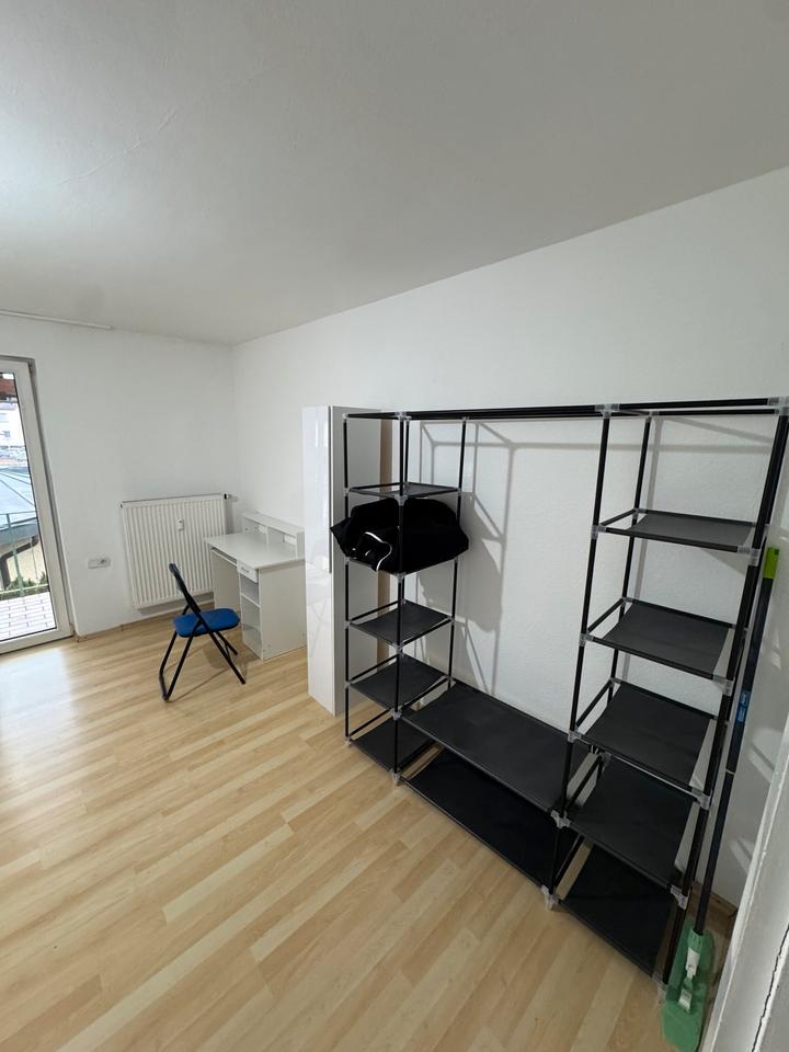 Thumbnail-3er WG WG Zimmer mit Balkon in FN ab sofort