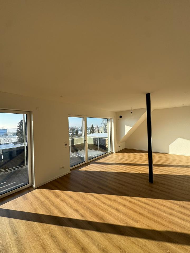 Thumbnail-Erstbezug DG-Wohnung: Balkon, Alpenblick & moderne Ausstattung