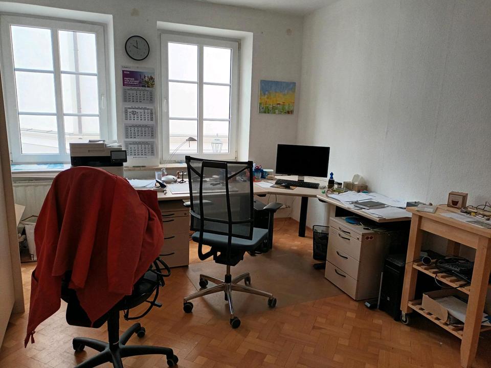Thumbnail-BüroraeumePraxisräumeAtelier sehr zentrale Lage