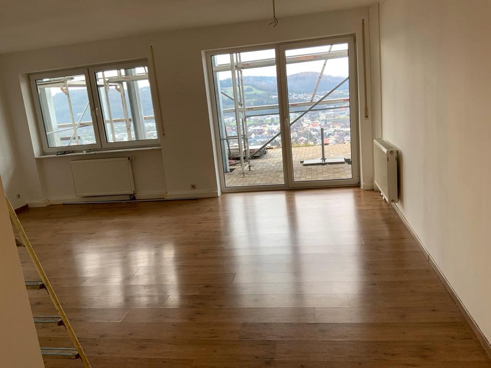 Thumbnail-Moderne,helle 3,5-Zimmer-Wohnung mit Terasse.