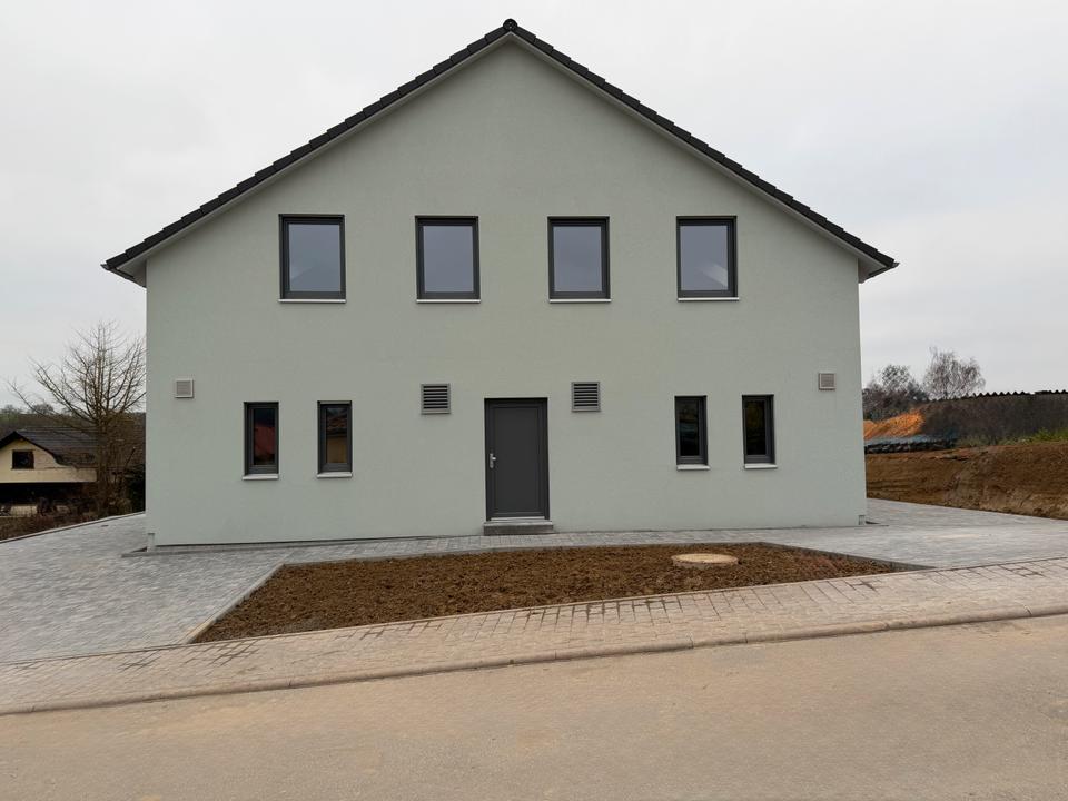 Thumbnail-Erstbezug-Doppelhaushälfte mit EBK in Dielheim-Balzfeld
