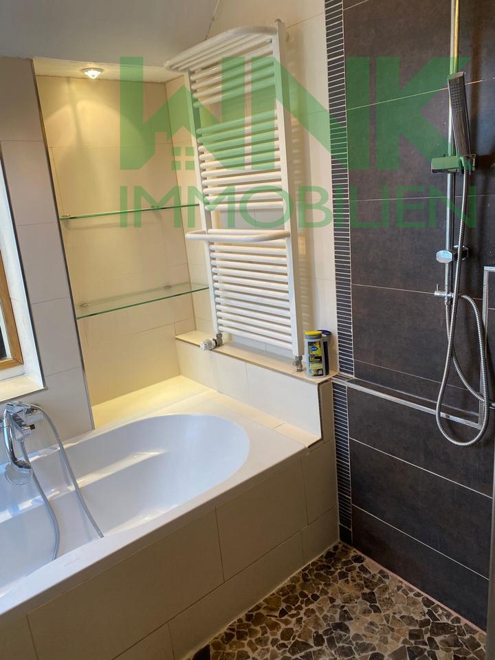 Thumbnail-Top-renovierte Dachgeschosswohnung in Lehe – stilvolles Wohnen für Berufstätige