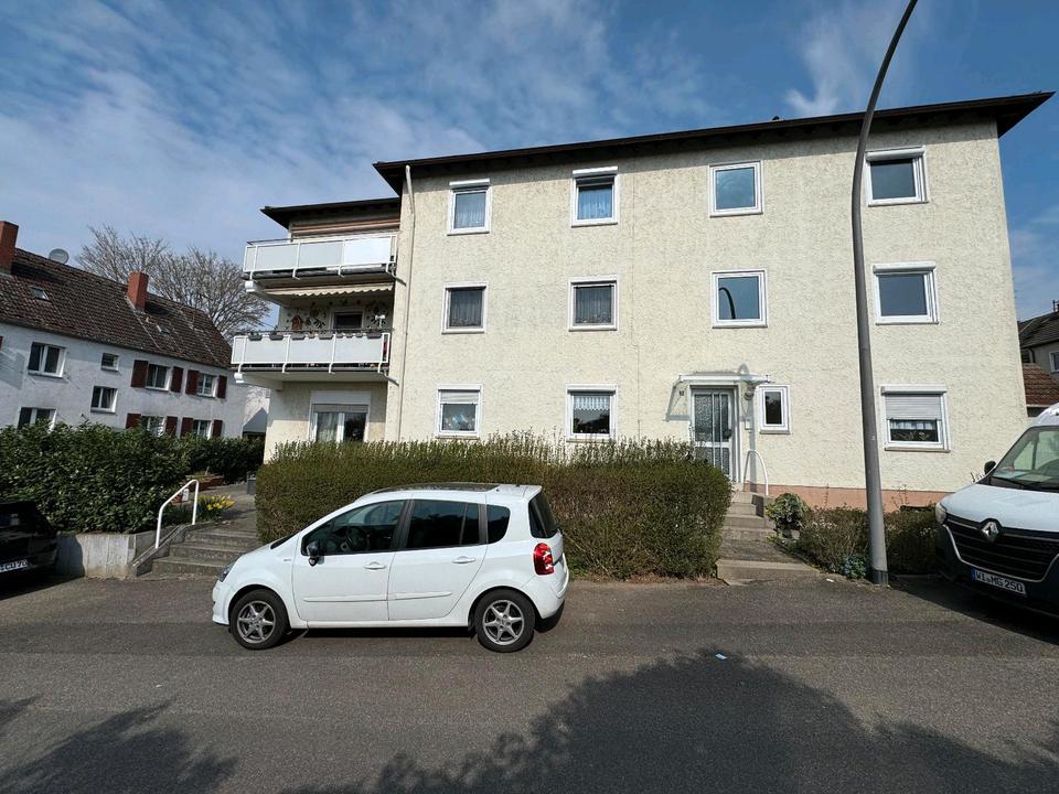 Thumbnail-2-Zimmer-Wohnung mit Balkon in Wiesbaden-Schierstein
