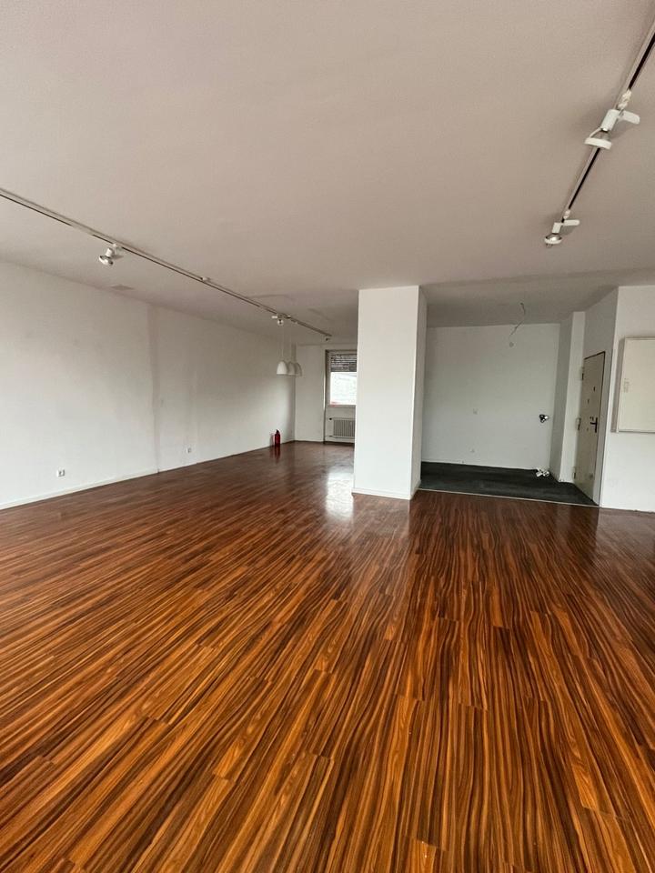 Thumbnail-Attraktives Ladenlokal in Top-Lage von Düsseldorf-Garath zu vermieten!