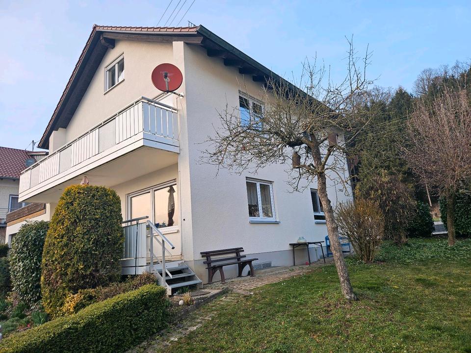 Thumbnail-Großes Einfamilienhaus in Bellenberg zu verkaufen
