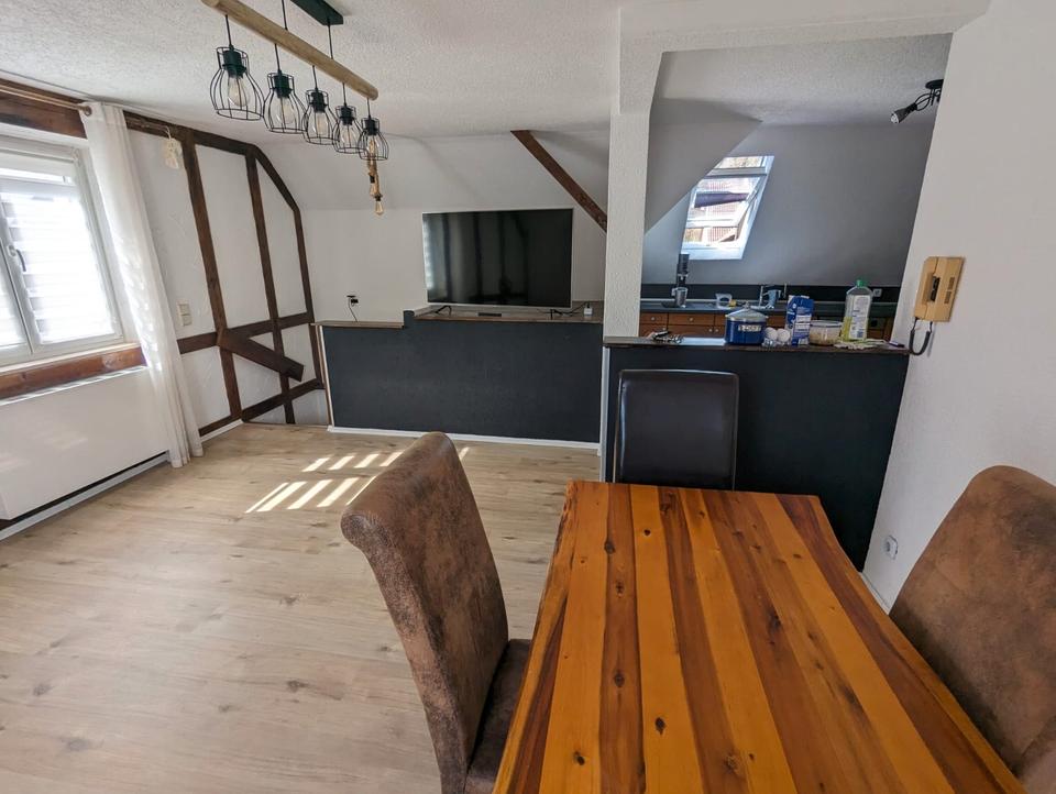 Thumbnail-Helle 3-Zimmer-Wohnung mit Einbauküche (75 m²) zu vermieten