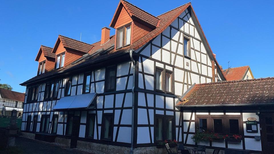 Thumbnail-Haus für 2 Familien + sofortige Einnahmen aus Pensionsbetrieb