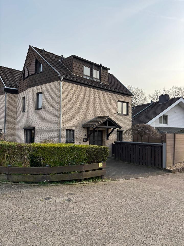 Thumbnail-Haus zur Miete in Refrath, Bergisch GladbachKEIN Verkauf