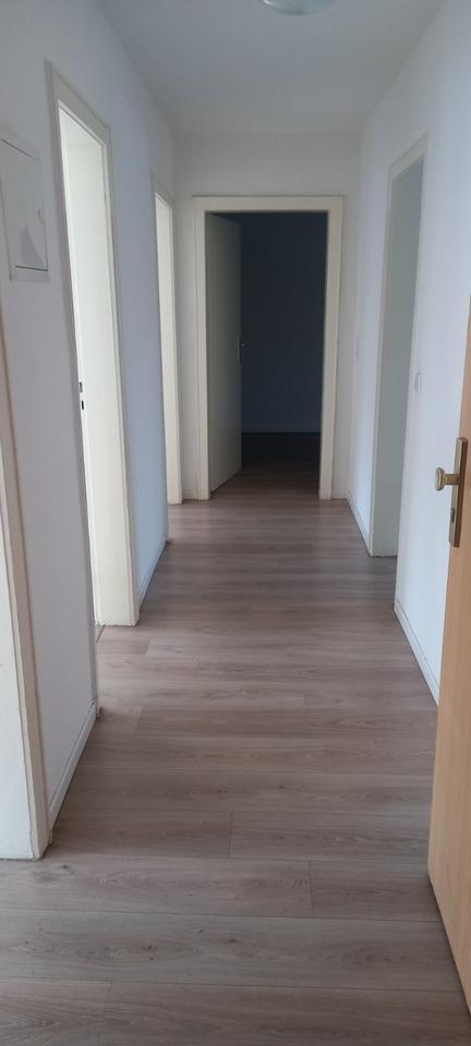 Thumbnail-4-Zimmer Wohnung in 15306 Falkenhagen (Mark)