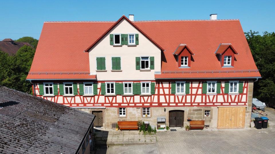 Thumbnail-Großzügige 4 Zimmer 104qm in Fachwerkhaus, Garage, Garten, EBK