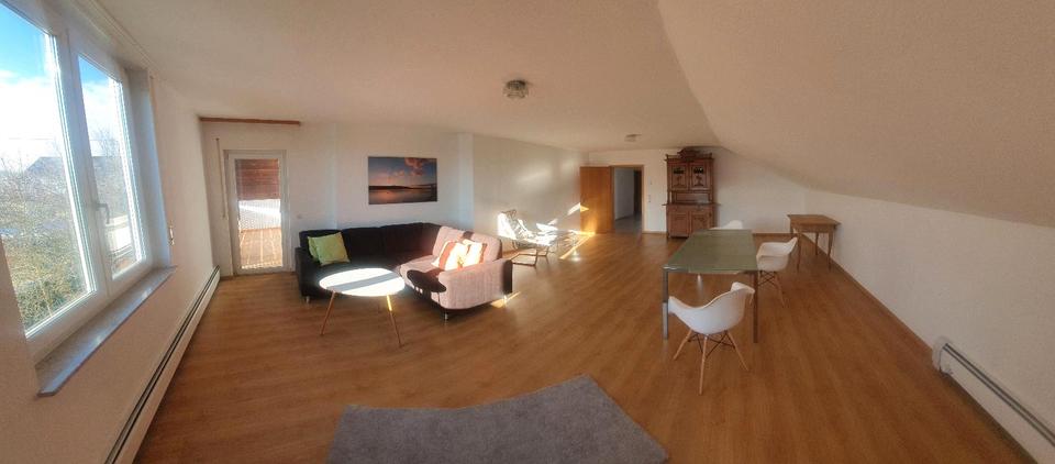 Thumbnail-Schöne 2,5 Zi. DG Wohnung, separater Eingang