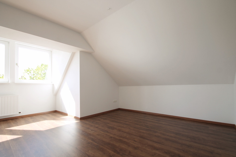 Thumbnail-Charmante, helle 2-Zimmer-DG-Wohnung mit Wohlfühlfaktor