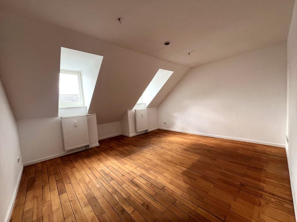 Thumbnail-Attraktive 2-Zimmer-Wohnung in bester Innenstadtlage von Saarlouis