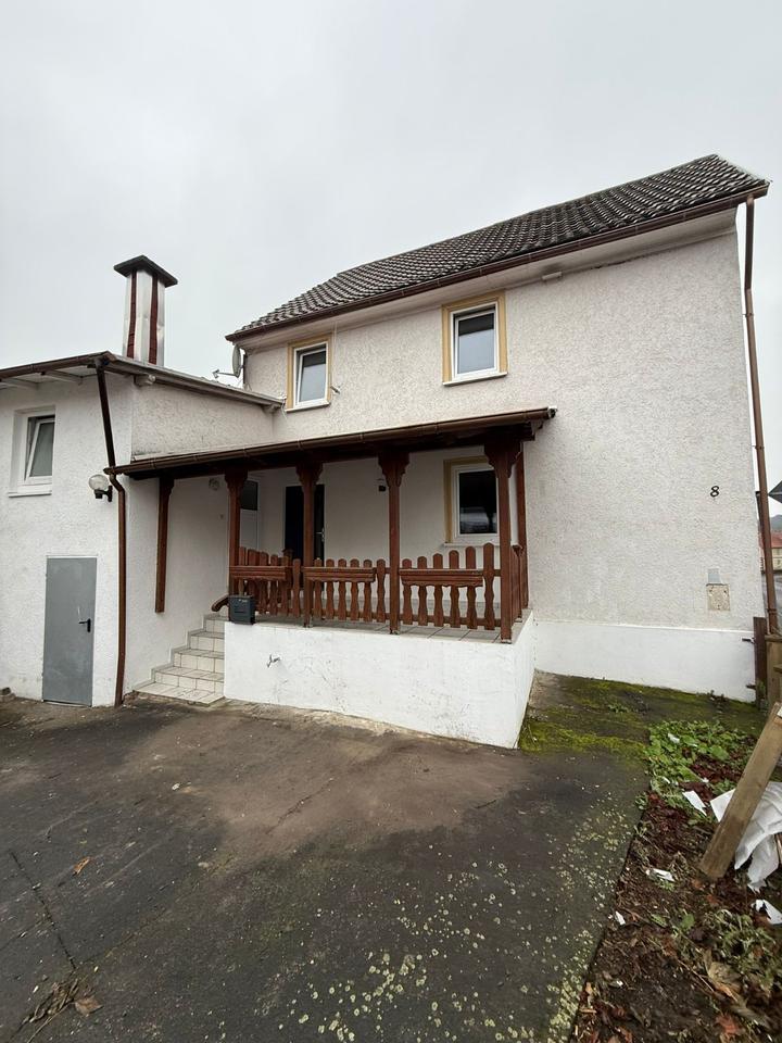 Thumbnail-5-Zimmer Einfamilienhaus in Grünberg mit Ausbaupotenzial!