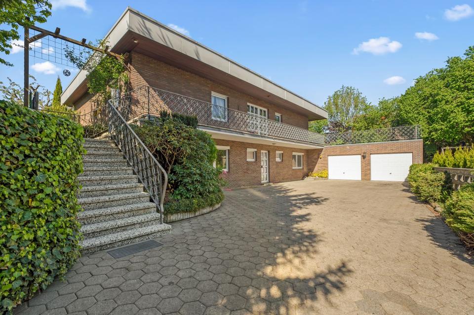 Thumbnail-Bungalow mit zwei Wohneinheiten in Lübeck von privat
