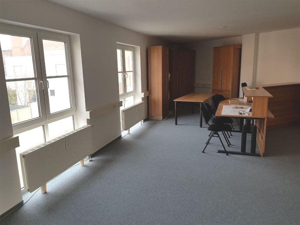 Thumbnail-flexibel gestalltbares Büro im 1. OG im Neumarkt 17 zu vermieten