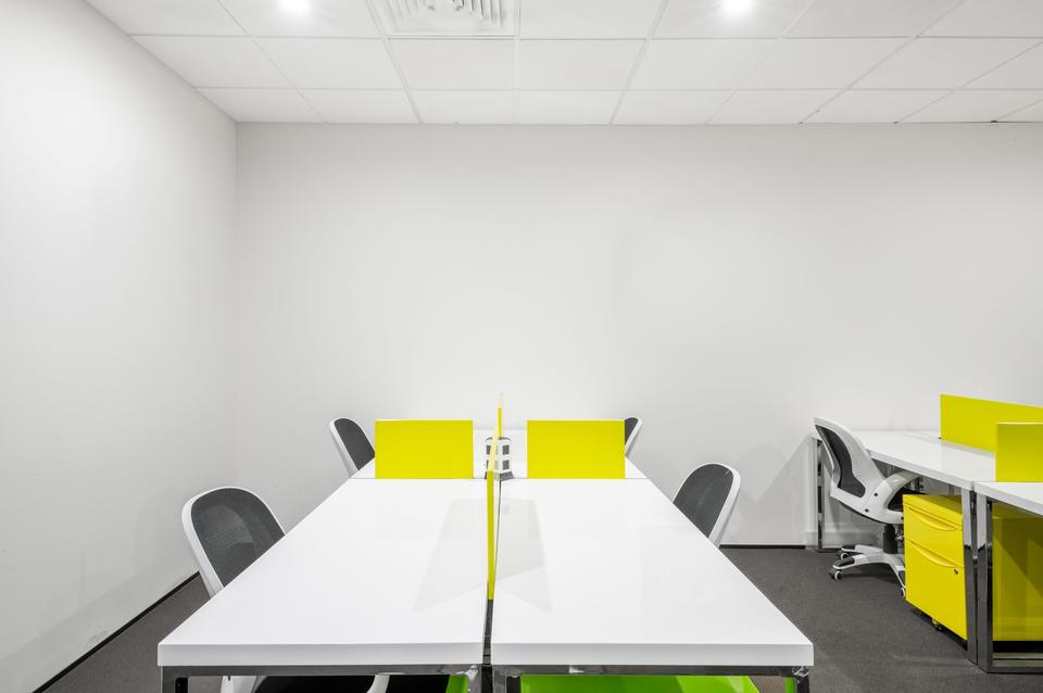 Thumbnail-Coworking-Bereich in REGUS Maximiliancenter