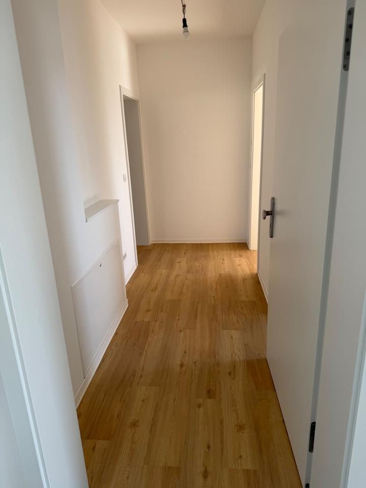 Thumbnail-Neue 2 Zimmerwohnung mit Balkon und EBK