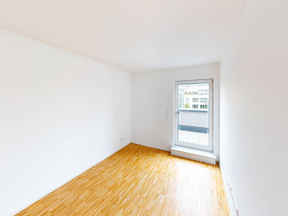 Thumbnail-Geräumige 3-Zimmer-Wohnung mit Loggia und Balkon!