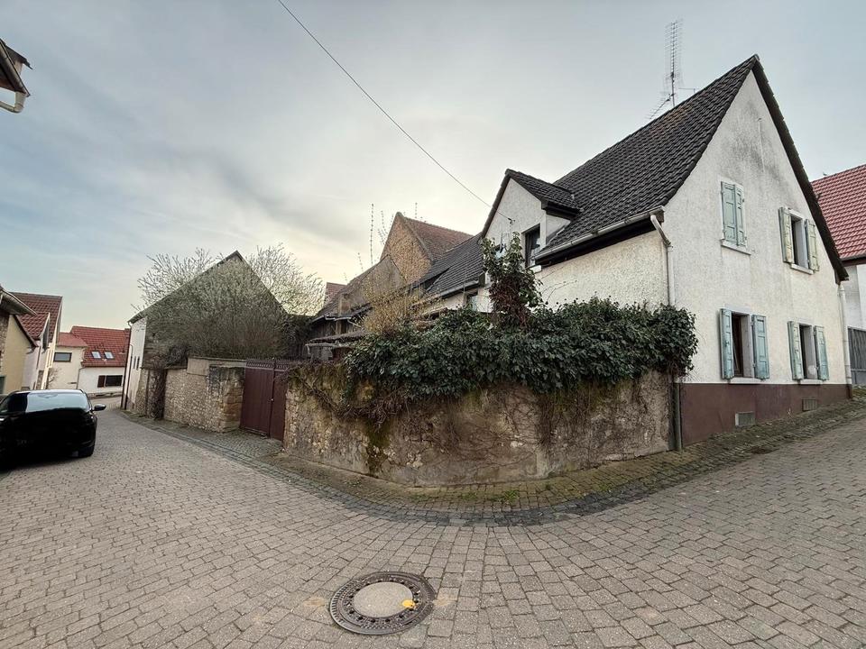 Thumbnail-Seltene Gelegenheit: Haus mit Scheune & großem Potenzial – ideal
