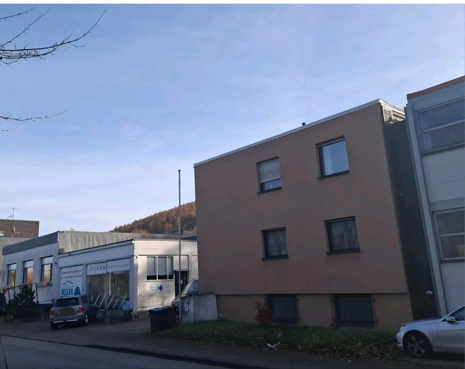 Thumbnail-Wohn- und Geschäftshaus