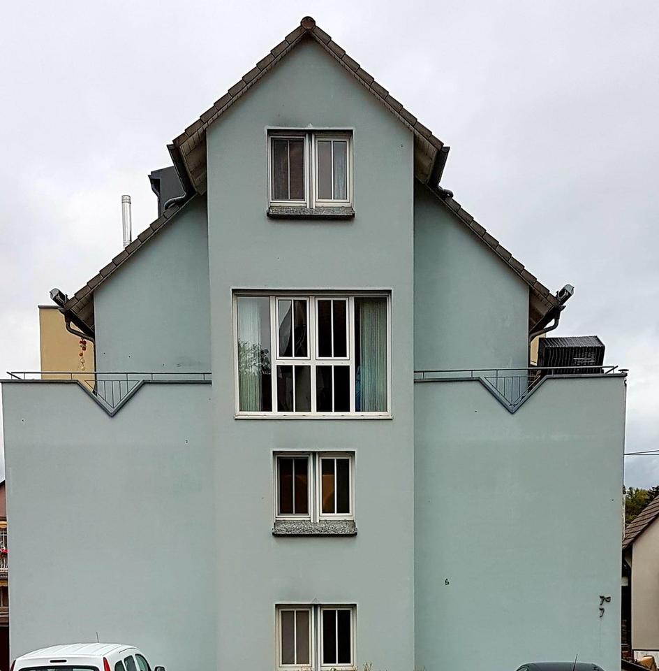 Thumbnail-Großzügige 4-Zimmer-Maisonette mit Schwedenofen & 2 Bädern in ruhiger Lage