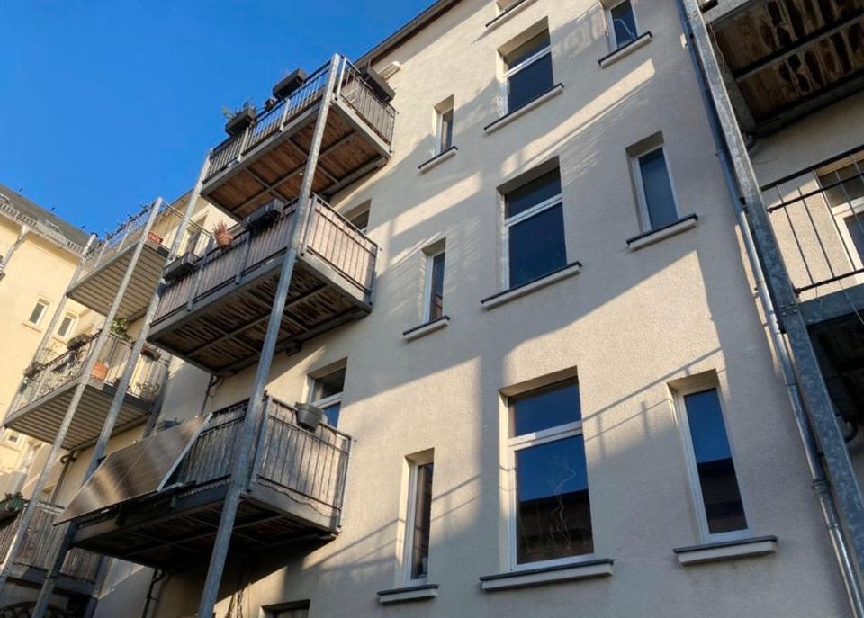 Thumbnail-Zweiraum Wohnung mit Balkon, Eckbadewanne, Dusche und Keller